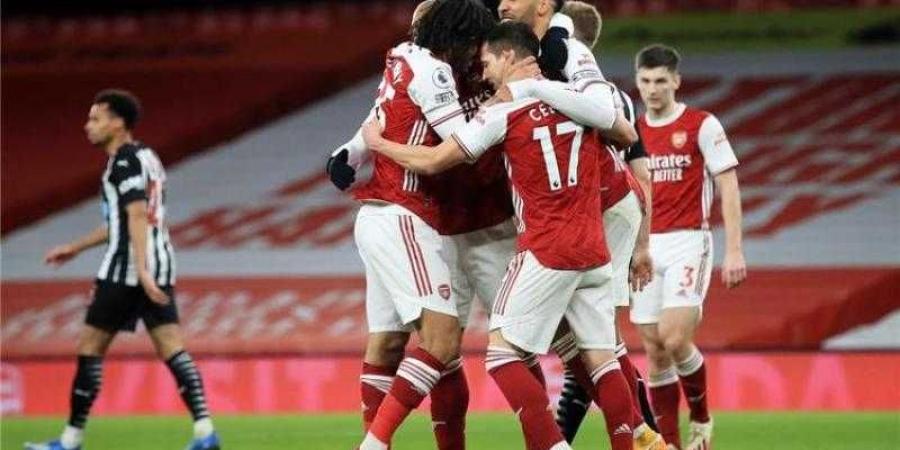 أرسنال يتحرك لتأمين جوهرته الدفاعية قبل أن يخطفه ريال مدريد