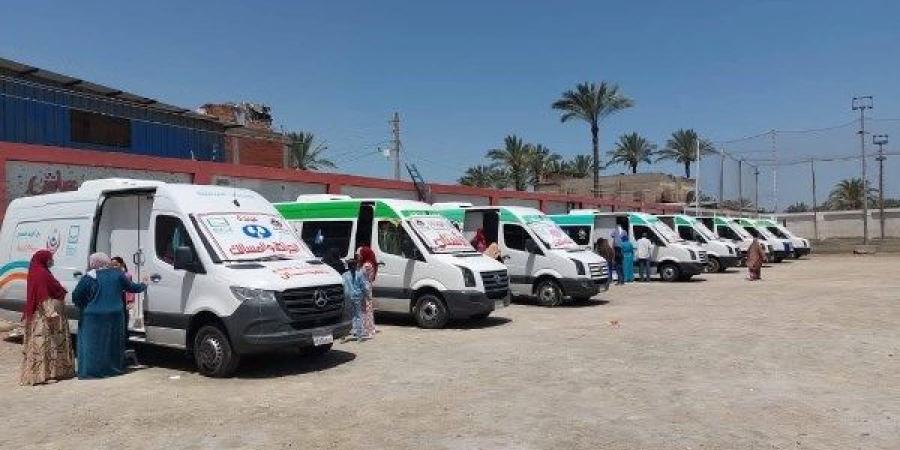 الكشف على 5751 مواطنا وتقديم خدمات الكشف والعلاج المجاني بدمياط