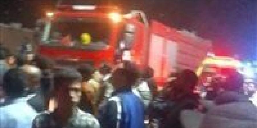 17 مصابا في حريق شون كتان الغربية بينهم رجال من الحماية المدنية