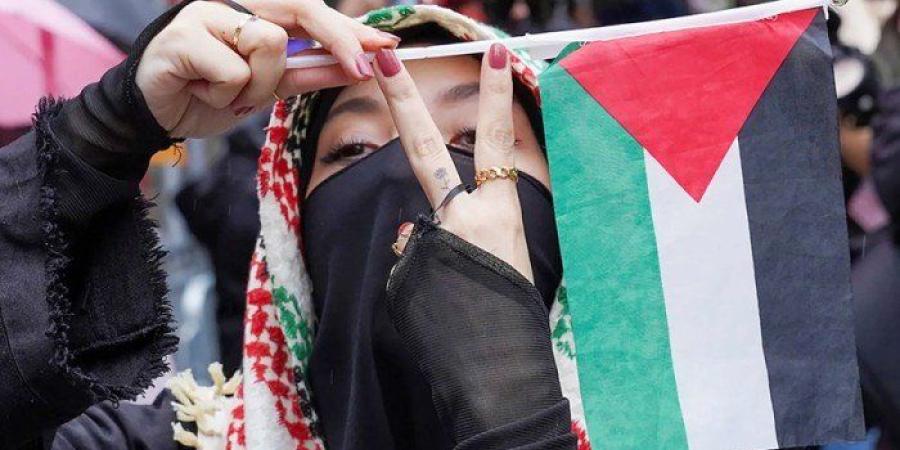 جامعة واشنطن توقف 21 طالباً بعد احتجاجات مؤيدة للقضية الفلسطينية
