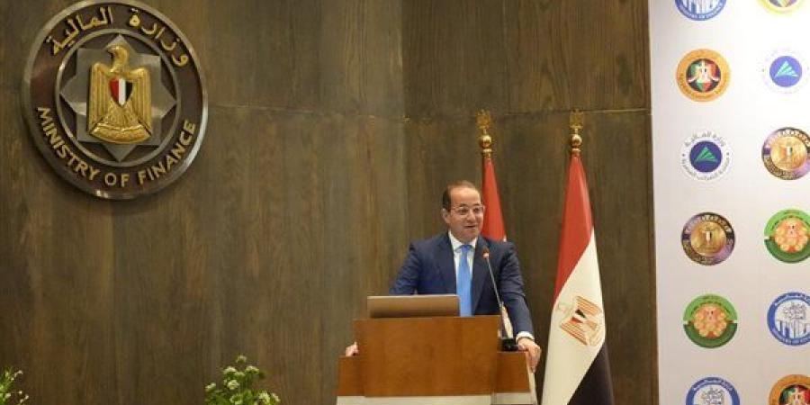 كجوك لضيوف الرحمن من العاملين بوزارة المالية: ...