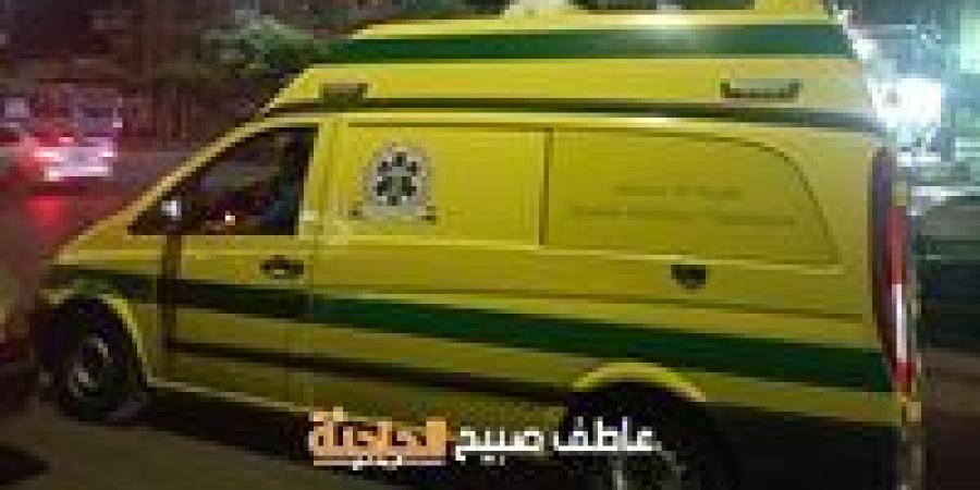 نقل المصابين في انفجار أنبوبة غاز لباعة جائلين أمام باب مدرسة في كرداسة
