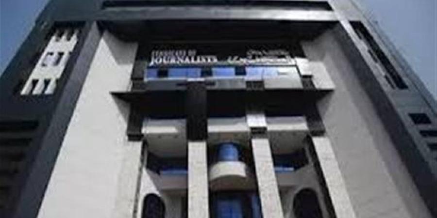 نقيب الصحفيين يعلن تقديم بلاغ للنائب العام ضد "نقابة الصحفيين الأحرار"