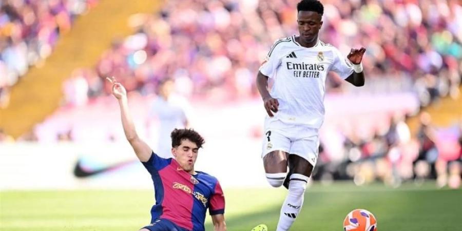 برشلونة يُسقط ريال مدريد برباعية مثيرة ويقترب من حسم لقب الليجا