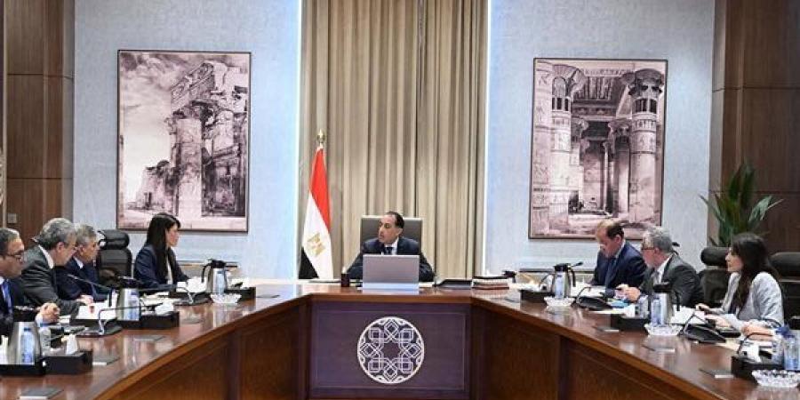 رئيس الوزراء يتابع جهود إصلاح وإعادة هيكلة الهيئات الاقتصادية