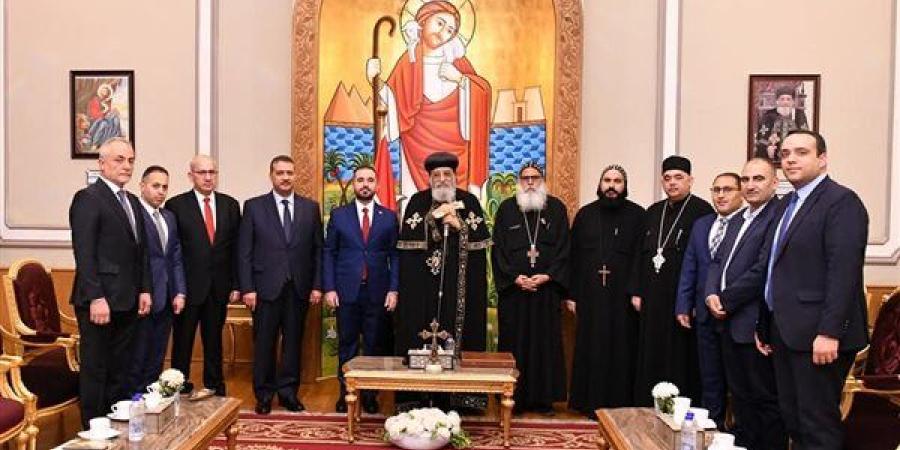 البابا تواضروس الثاني يستقبل وزير الأوقاف العراقي