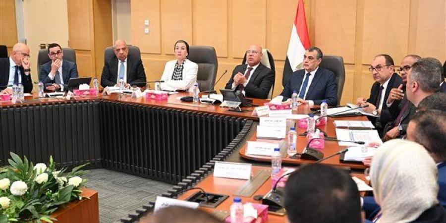 من العلمين إلى السادات.. مشروعات جديدة تستهدف توطين الصناعة وزيادة القيمة المضافة