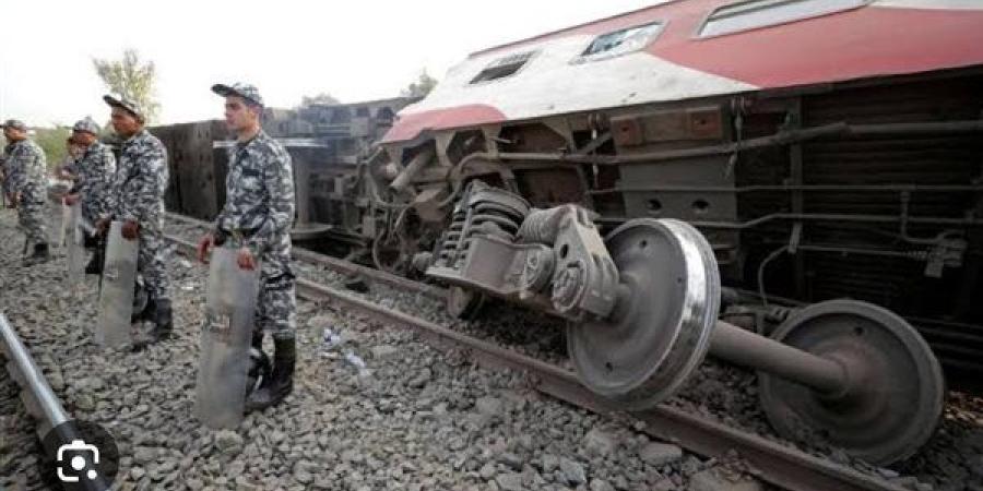 إصابة سيدة في الإسماعيلية جراء تصادمها بقطار
