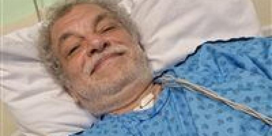الحمد لله على نعمة الصحة.. أشرف فايق يطمئن جمهوره بعد عملية في القلب
