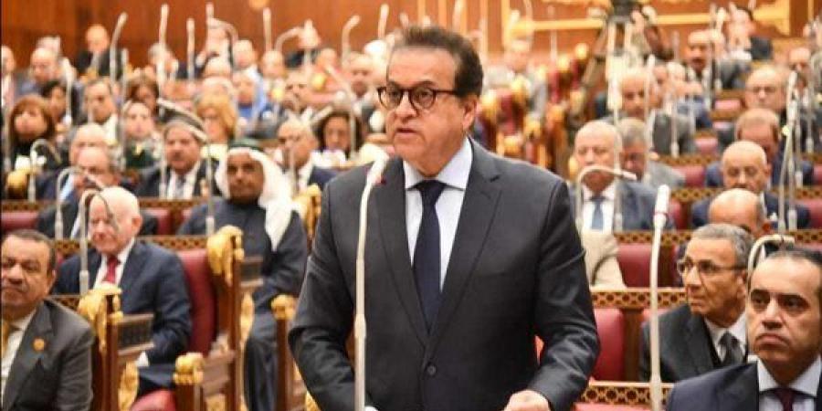 وزير الصحة يرد على طلب النواب بزيادة مكافأة للصيدلي