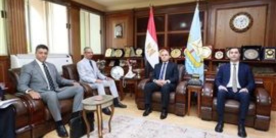 محافظ كفر الشيخ: إنشاء مناطق تجارية لوجستية على مساحة 20 فدان بالعاصمة