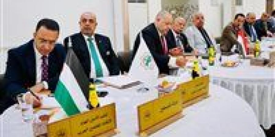 الزناتي يعلن عن دورات تدريبية للمعلمين العرب في اجتماع الاتحاد