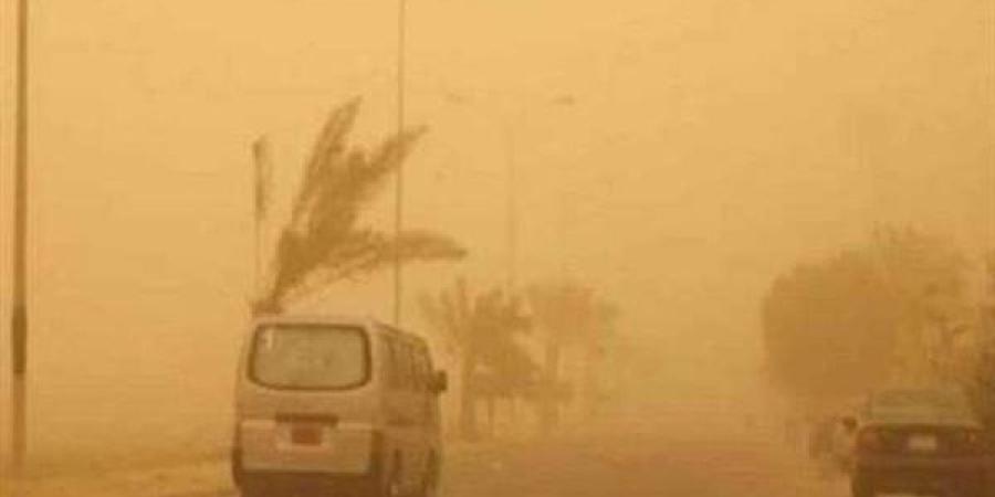 الطقس اليوم في مصر.. رياح خماسينية وأتربة ودرجات حرارة تتخطى الـ30
