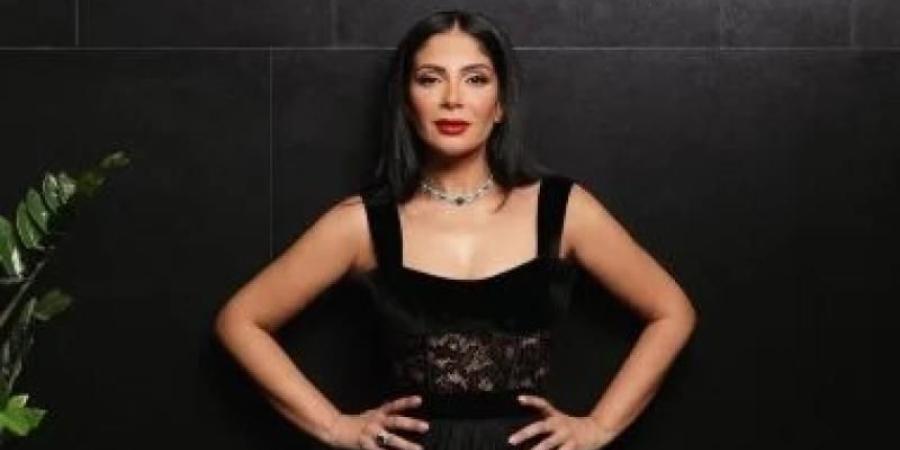 منى زكي تستعد لعرض فيلمها الجديد ”الست” وتنافس في عدة مشاريع سينمائية