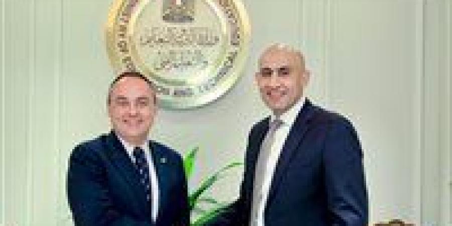 وزير التعليم يستقبل الممثل المقيم لصندوق الأمم المتحدة للسكان لبحث التعاون