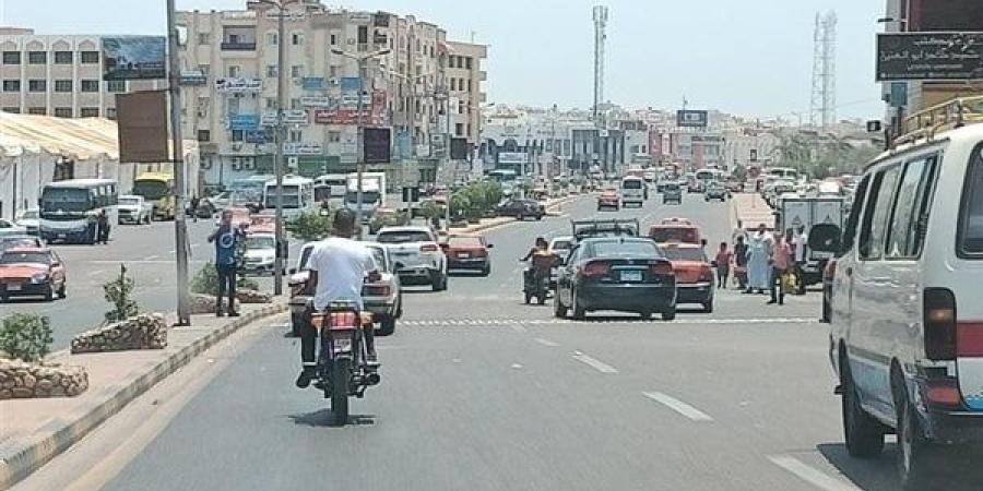 اعرف طريقك.. تكدس حركة السيارات على أغلب شوارع وميادين القاهرة والجيزة