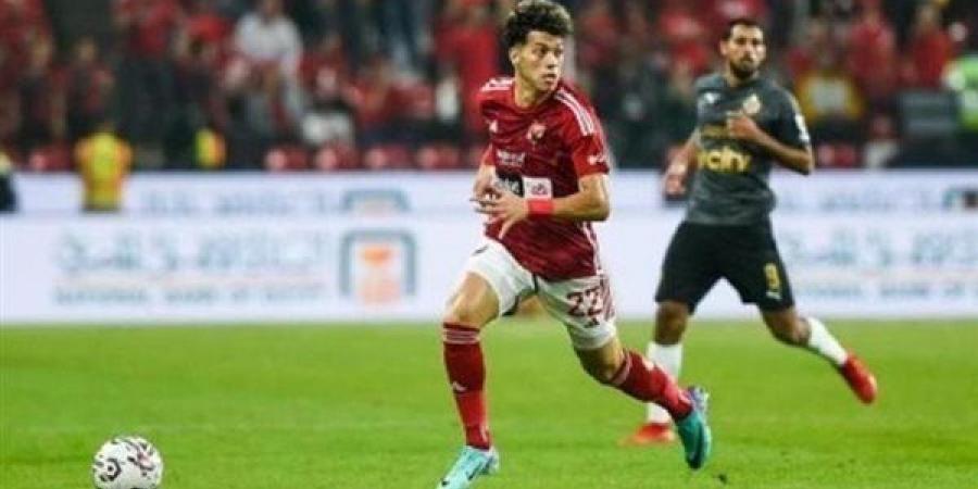 الأهلي يصطدم بطموح سيراميكا في قمة مثيرة بالدوري المصري