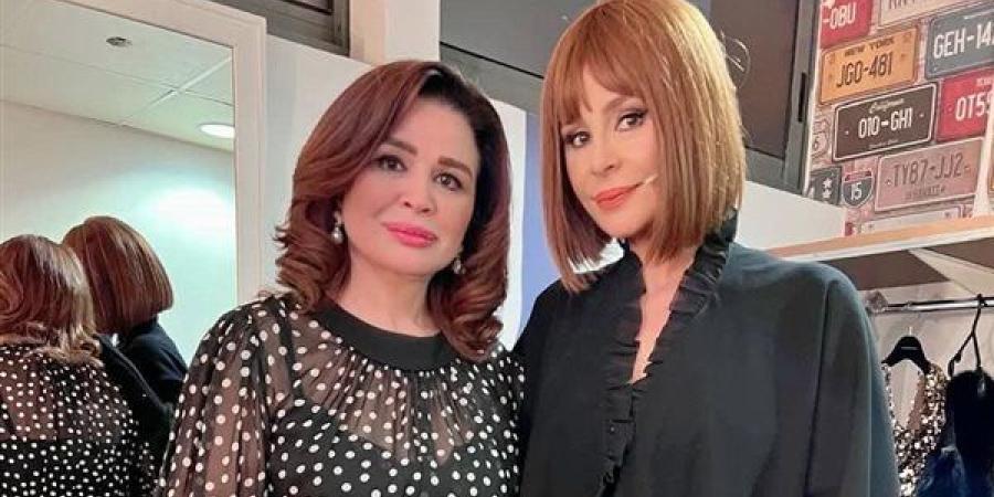 "هذا هو الفنان الحقيقي".. إلهام شاهين تدعم كارول سماحة بعد عوتها للمسرح