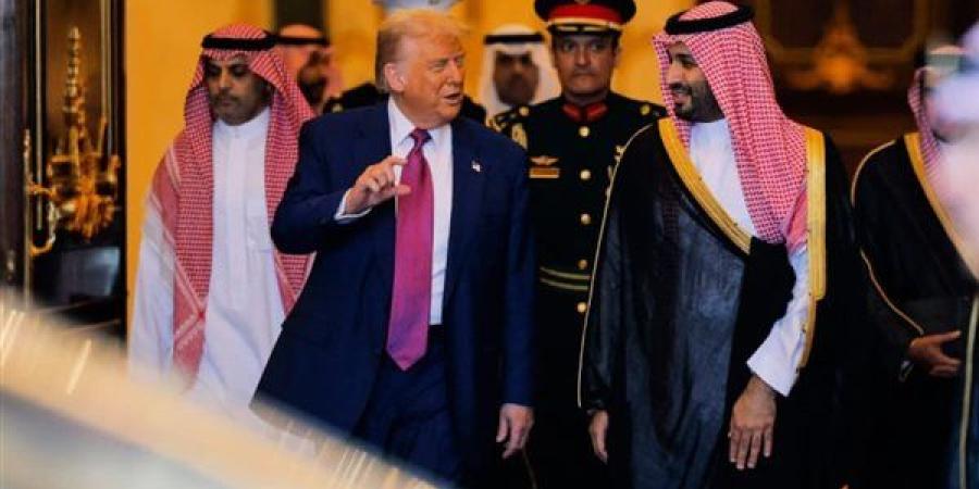 رفع العقوبات عن سوريا والتطبيع مع إسرائيل.. أبرز ما جاء في كلمة ترامب بالسعودية