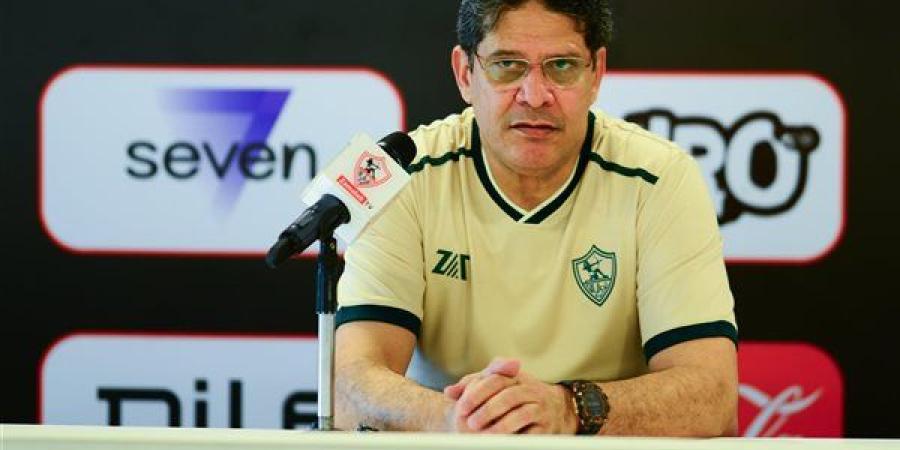 أيمن الرمادي:"اعتذر للجماهير عن النتيجة وأرفض الآراء الثورية"
