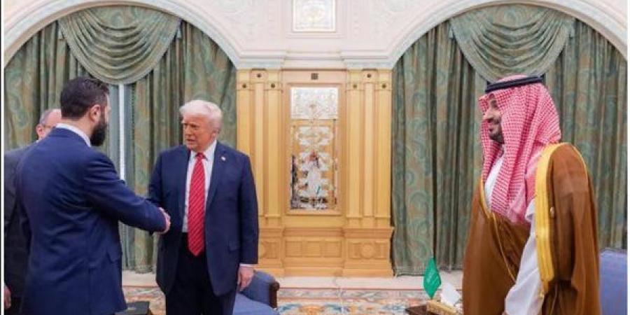 عاجل.. الرئيس السوري المؤقت لترامب: دمشق جسر التجارة.. ونرحب باستثمارات الطاقة