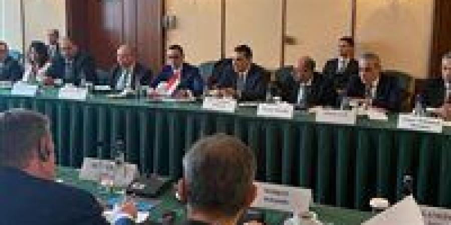 «الخطيب» يدعو مجتمع الأعمال الروسي لضخ المزيد من الاستثمارات في مصر