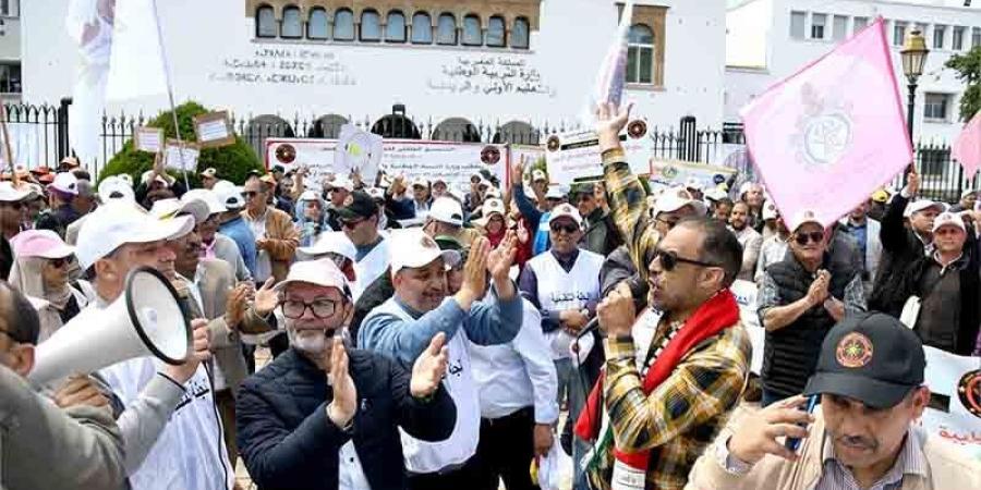 المتصرفون يطلبون الإنصاف