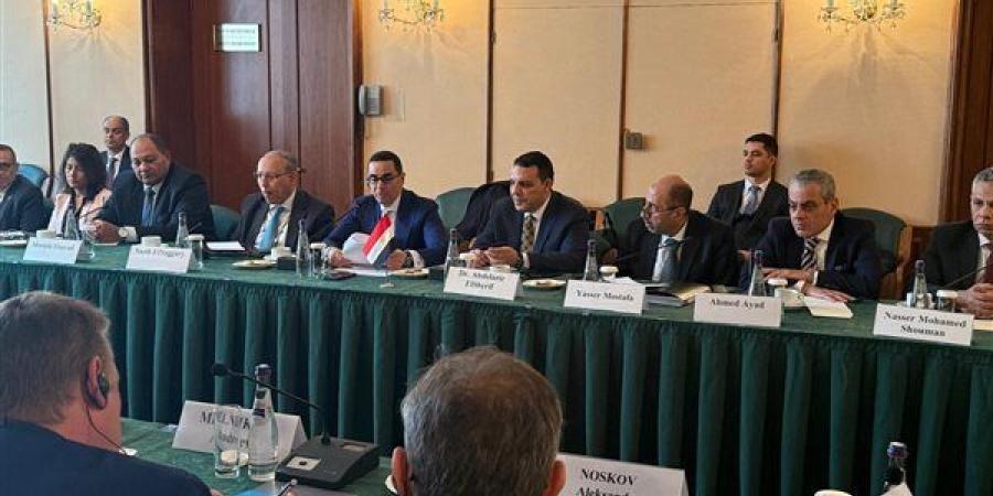وزيرا الاستثمار والصناعة والتجارة الروسي يترأسان اجتماعات الدورة الـ15 للجنة المشتركة