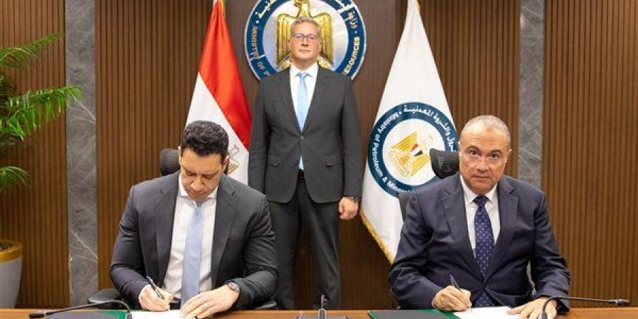 توقيع اتفاقية بين «إيجاس» و«هاربور إنرجي» لتوسيع عمليات استكشاف الغاز في حقل دسوق