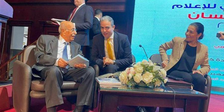 نقيب الإعلاميين: سيطرنا على فوضى الإعلام ونطوّر الرسالة ونرفع كفاءة الإعلاميين