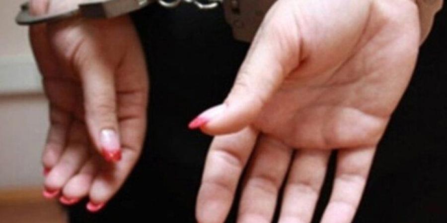 فرص عمل وهمية بالخارج.. حبس متهمة بالنصب على المواطنين بالجيزة