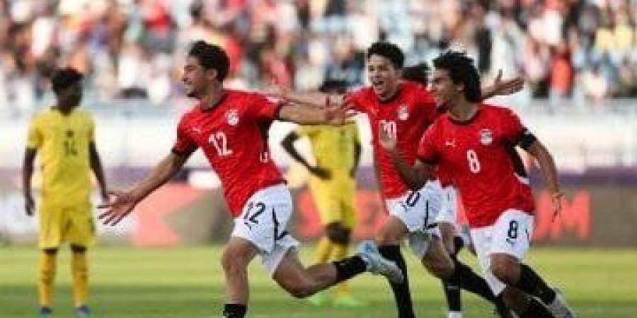 الاتحاد السعودى يسعى لحسم لقب الدورى على حساب الرائد فى لقاء صعب اليوم