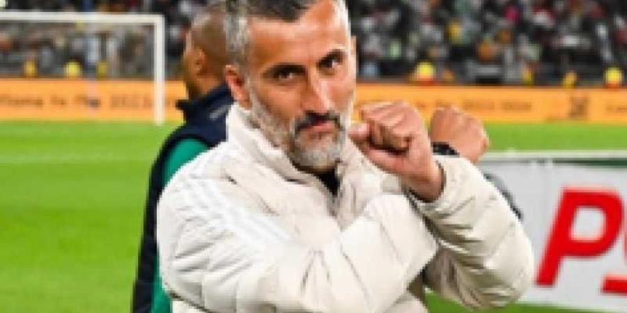 عاجل| وصول خوسيه ريفيرو إلى القاهرة لتدريب الأهلي.. صورة