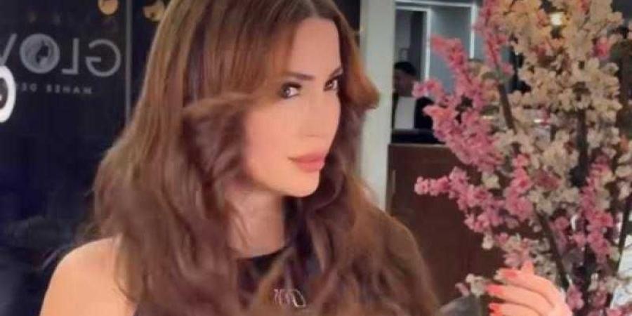 نسرين طافش تتألق بإطلالة ساحرة