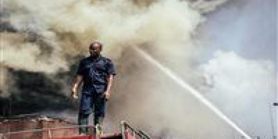 شاب يشعل النار في نفسه داخل محل بالجيزة