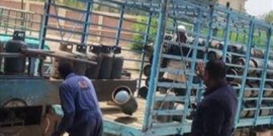 ضبط نقص في أوزان أسطوانات البوتاجاز المنزلية بأحد مصانع التعبئة بالمنيا
