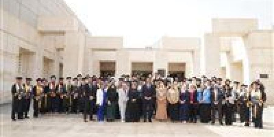 "طه" يشهد تخريج الدفعة الثانية من البرنامج التدريبي "GAHAR EGYCAP"