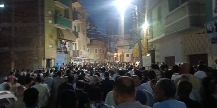 تشييع جثمان صغير غرق في مياه قناطر بولين بالبحيرة