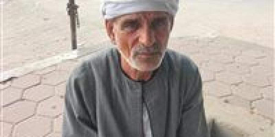 والد «عبد الحافظ» المعتدى عليه من قِبل عدد من الأشخاص بالشرقية : عجزوا ابني وبطالب بسرعة ضبط المتهمين