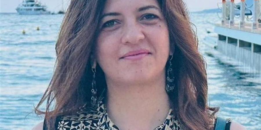 القاهرة السينمائي يُهنئ مصممة الديكور شيرين فرغلي لحصولها على جائزة بمهرجان كان