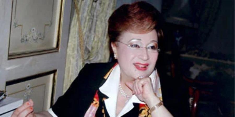 مواصلة التحريات لكشف ملابسات سرقة نوال الدجوى ورفع البصمات