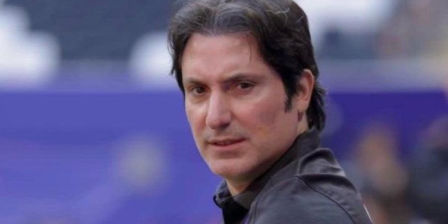 حالة من الجنون بحب ناديه.. مدرب منتخب مصر السابق يشيد بإعلان الأهلي