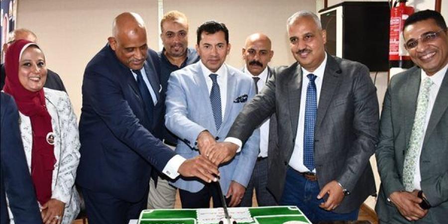 أشرف صبحي يشهد قرعة دوري مراكز الشباب لمحافظة الجيزة