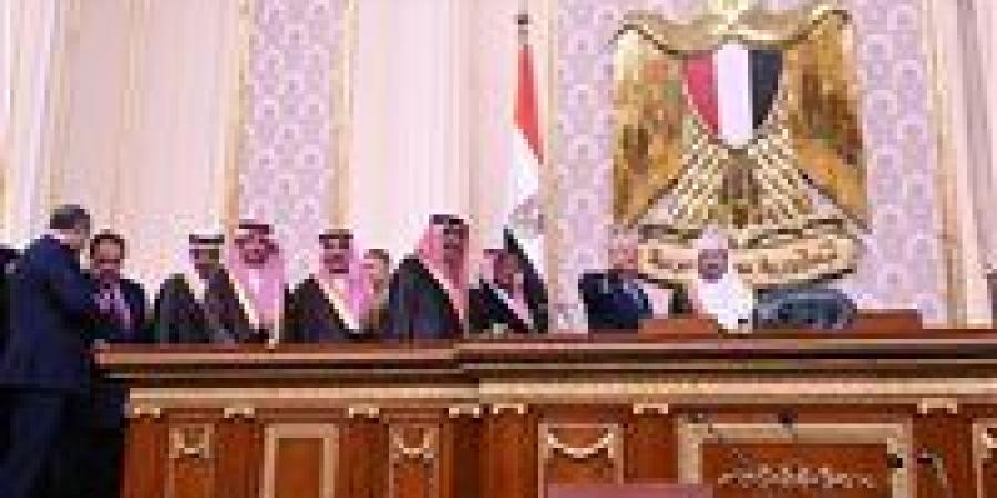 رئيس مجلس الشورى السعودي يشيد بالطفرة التنموية والعمرانية التي يُحققها الرئيس عبدالفتاح السيسي في مصر