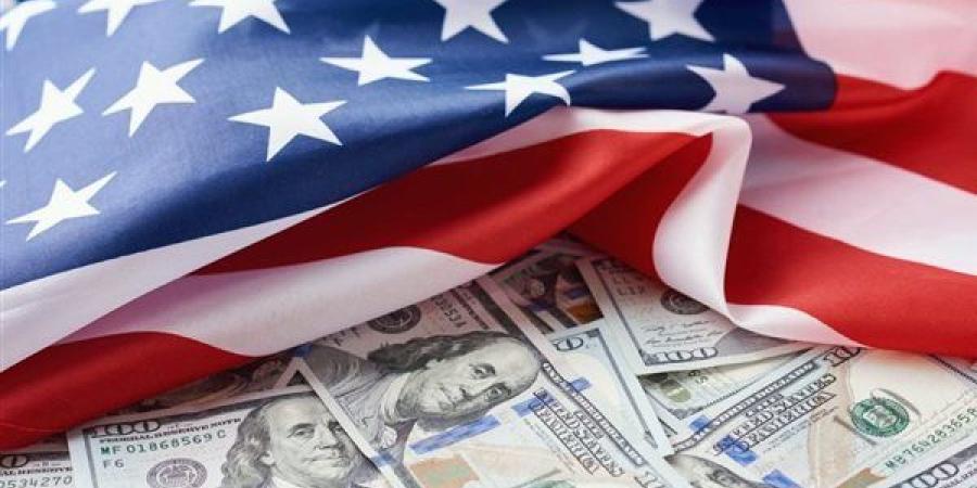تراجع السندات الأمريكية بعد خفض التصنيف الائتماني.. ضغط جديد على المستهلكين