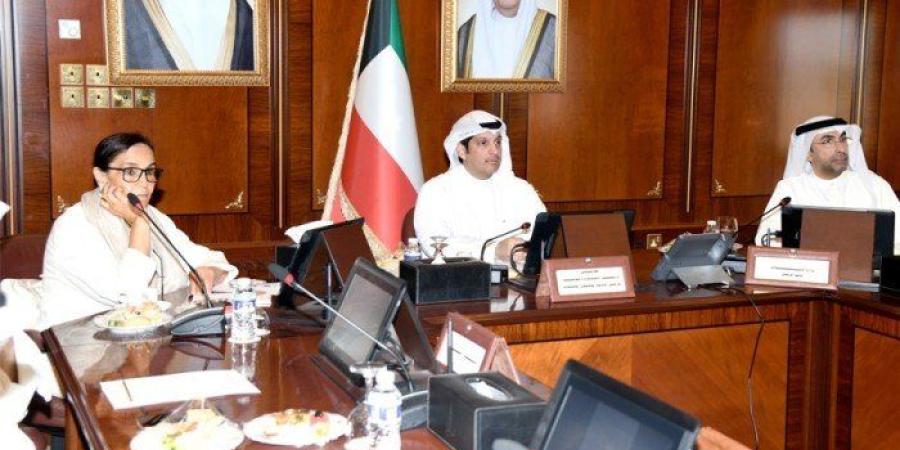 الكويت.. «لجنة الاحتفالات الوطنية» تبحث سبل تنشيط السياحة الداخلية خلال موسم الصيف