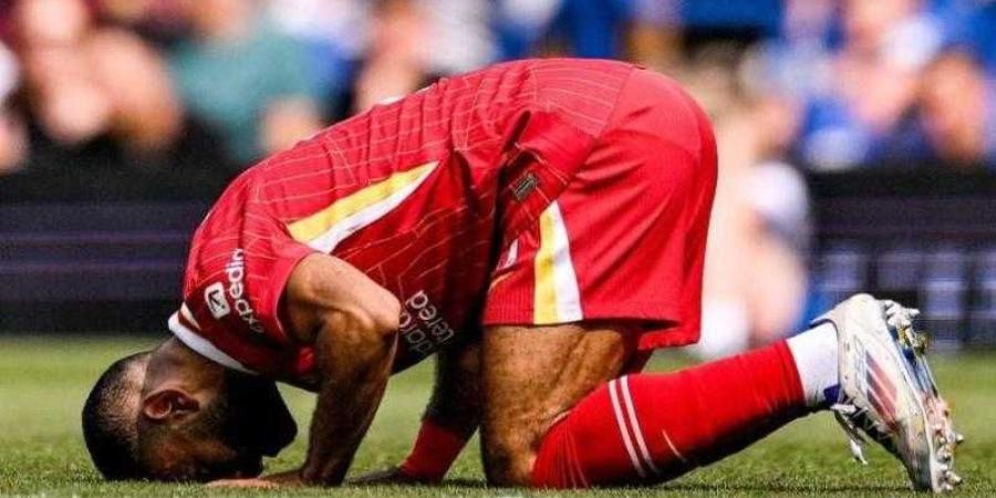 أسطورة مانشستر يونايتد: لم أتوقع انفجار محمد صلاح.. وتخوفت من رحيله عن ليفربول