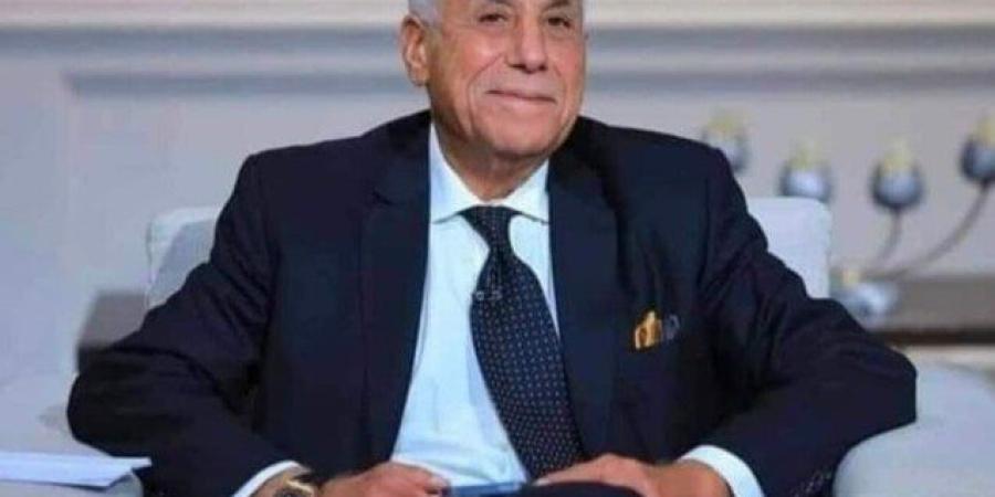 حسين لبيب يعود للقاهرة غدًا بعد إجراء فحوصات طبية في فرنسا