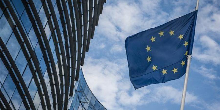 المفوضية الأوروبية تخفض توقعات نمو منطقة اليورو بسبب الحرب التجارية مع أمريكا