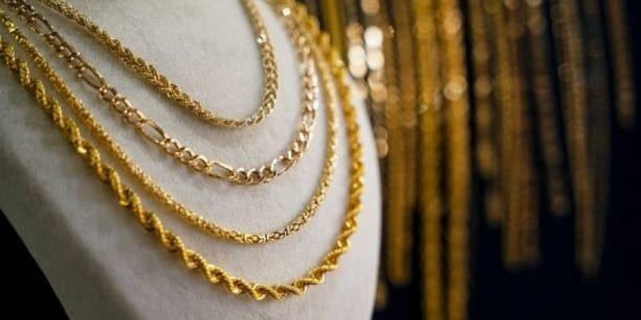 تراجع سعر الذهب في الجزائر اليوم الإثنين 19 مايو 2025
